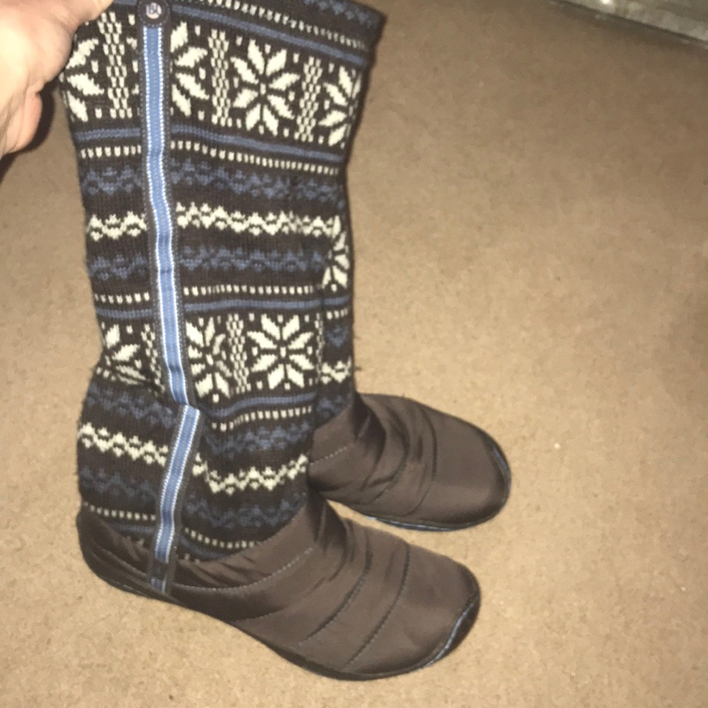 JAMBU boots that can be folded up or down